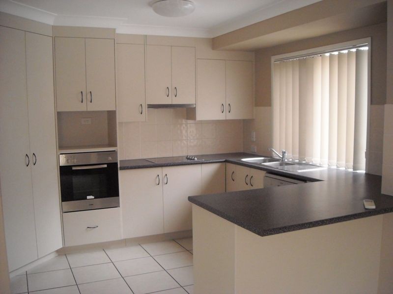 43 Agnes Street, South Gladstone QLD 4680