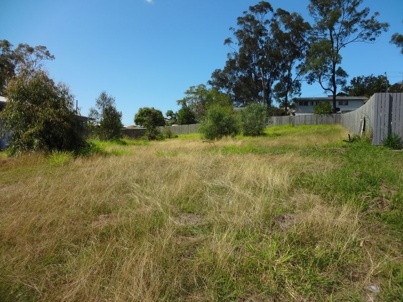 6 Walnut Street, New Auckland QLD 4680