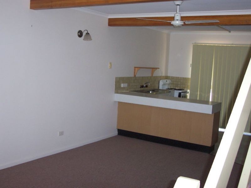 3/94 OFF LANE, Gladstone QLD 4680