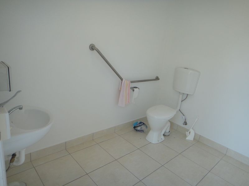 SHED 6/14 Helen Street, Callemondah QLD 4680