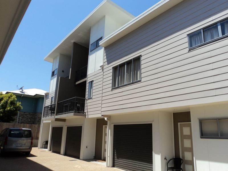 5/4 Rossella Steet, West Gladstone QLD 4680
