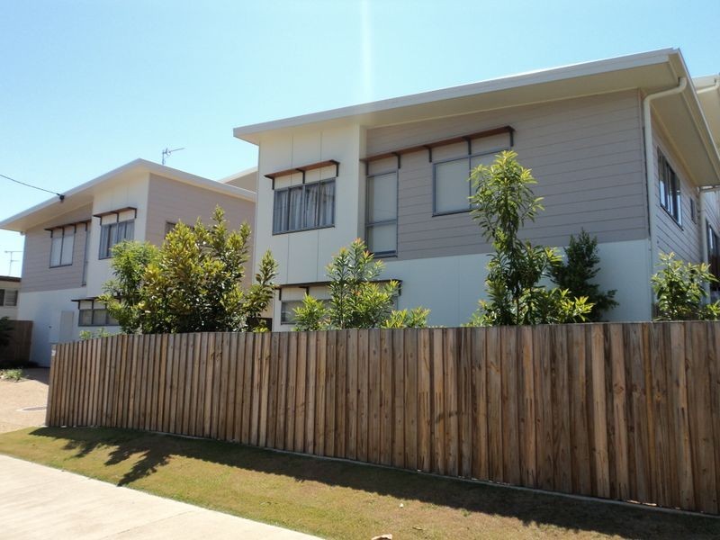 5/4 Rossella Steet, West Gladstone QLD 4680
