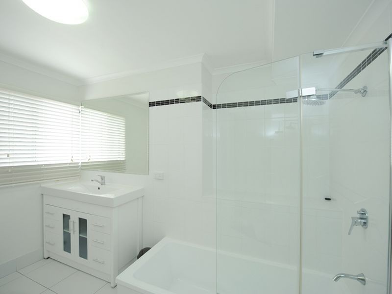 14 Watson Close, South Gladstone QLD 4680