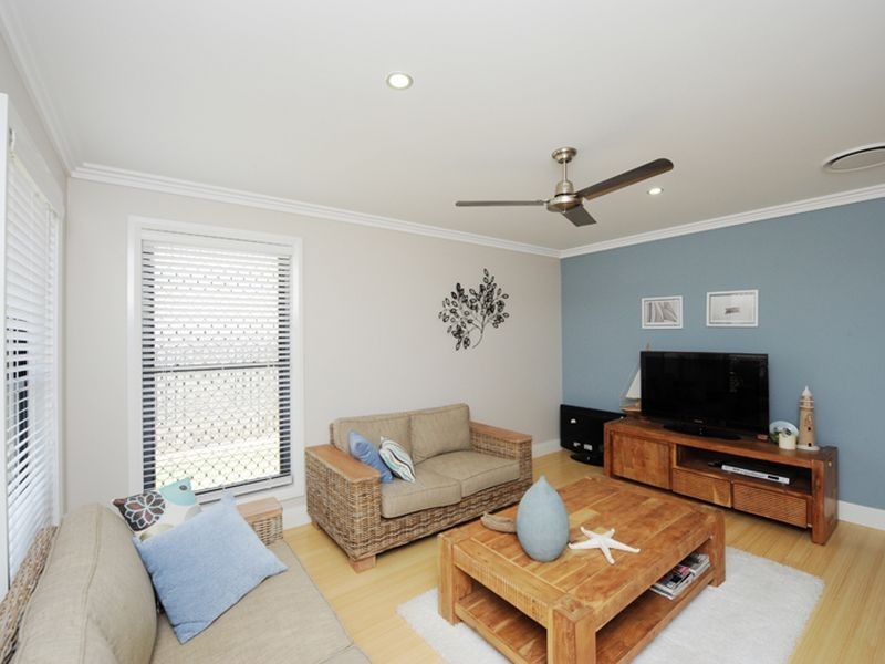 24 Wyara Close, Clinton QLD 4680