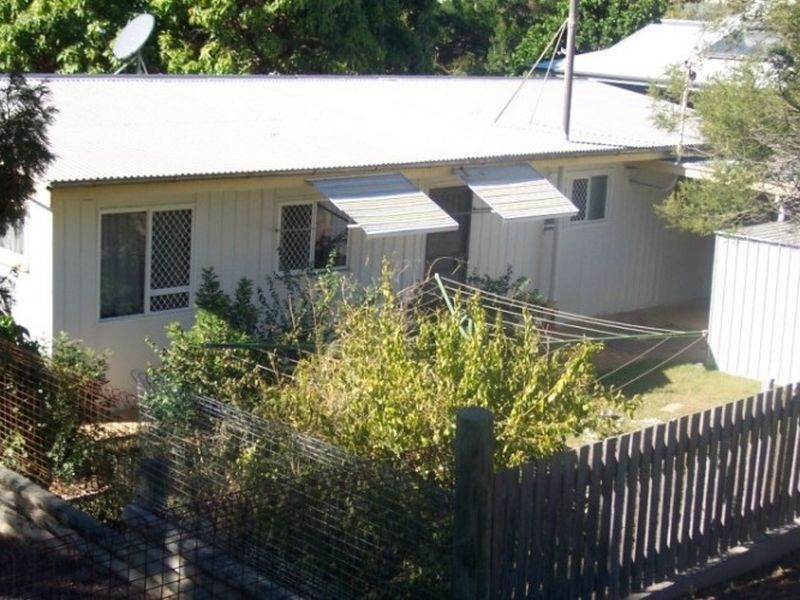 48 Adelaide, Gladstone QLD 4680