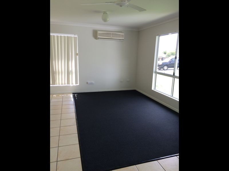 6 Saxonvale Court, New Auckland QLD 4680