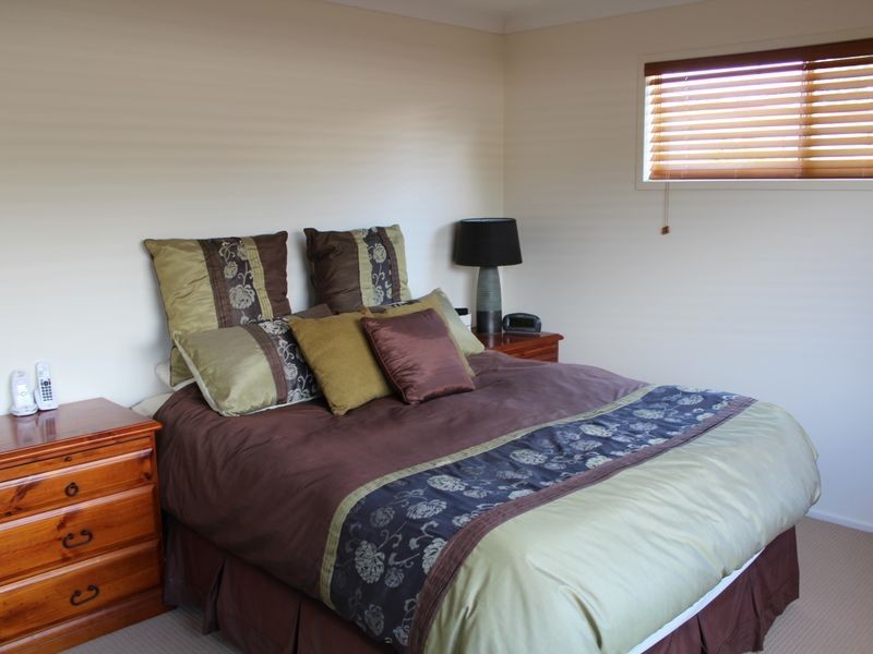 10 Banksia Avenue, Sun Valley QLD 4680