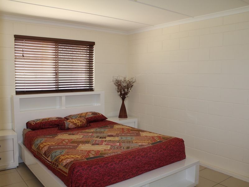 10 Banksia Avenue, Sun Valley QLD 4680