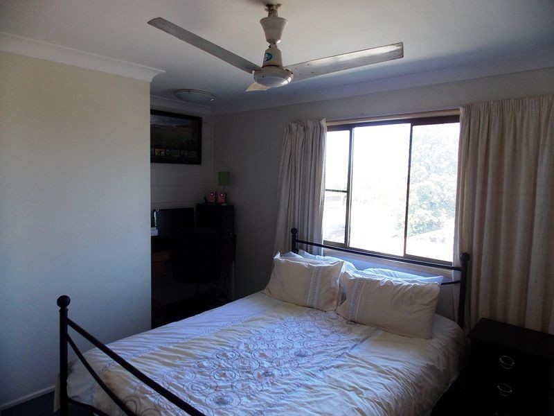 2/17 Roberts Street, South Gladstone QLD 4680