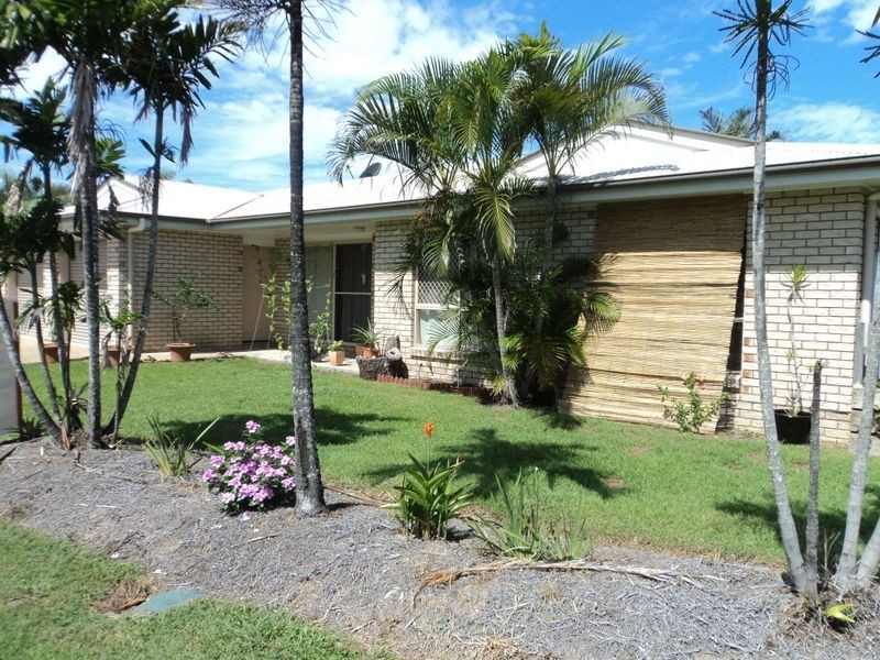 1A Yaldara Court, New Auckland QLD 4680