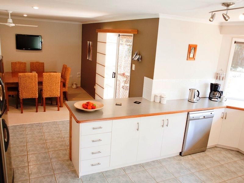 23 Helen Crescent, Wurdong Heights QLD 4680