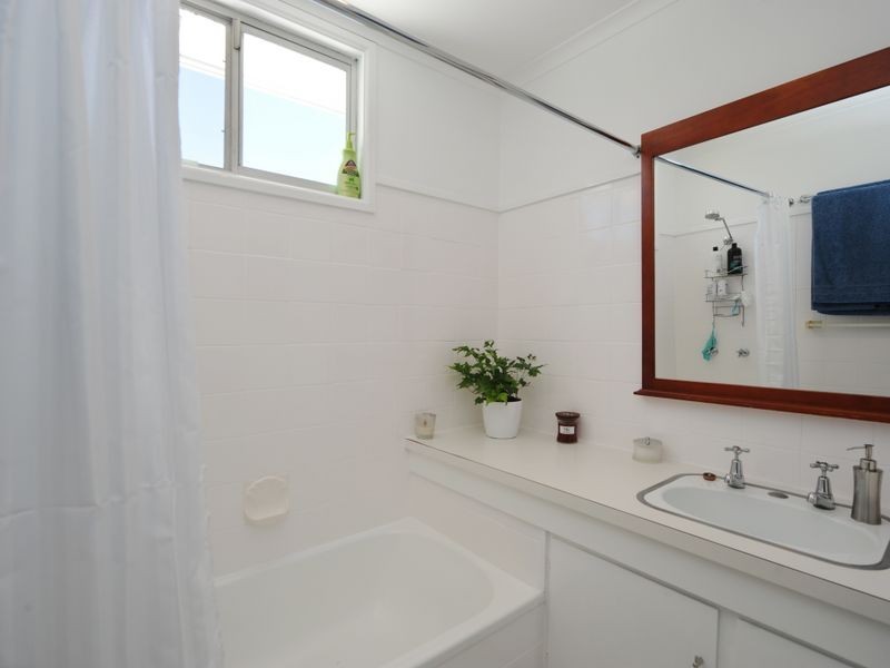 25 Banksia Avenue, Sun Valley QLD 4680