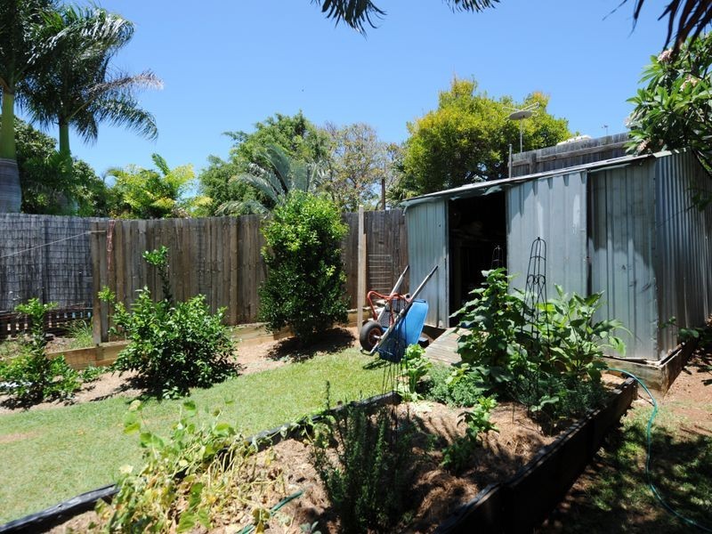 25 Banksia Avenue, Sun Valley QLD 4680