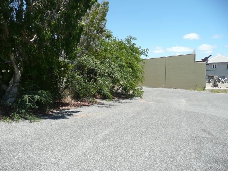 14 Short Street, South Gladstone QLD 4680