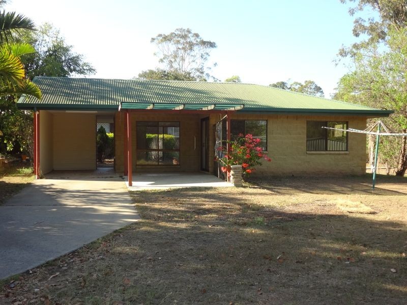 2/2 Woollybutt Street, New Auckland QLD 4680