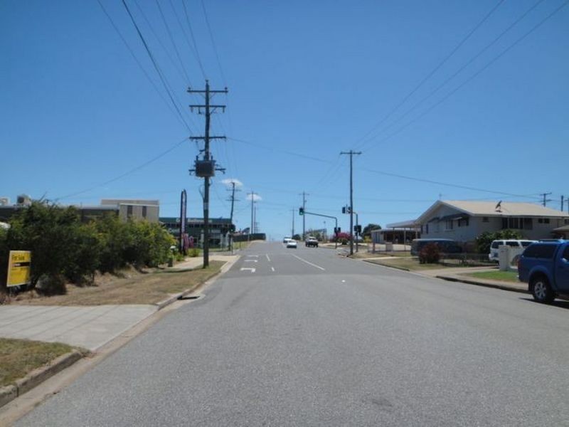 14 Short Street, South Gladstone QLD 4680