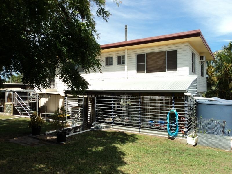 8 Clark Street, Clinton QLD 4680