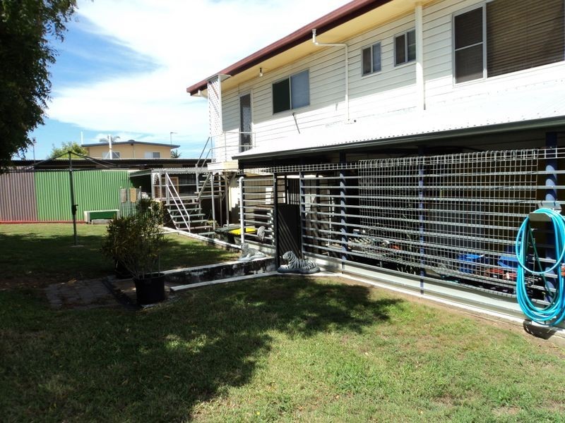 8 Clark Street, Clinton QLD 4680