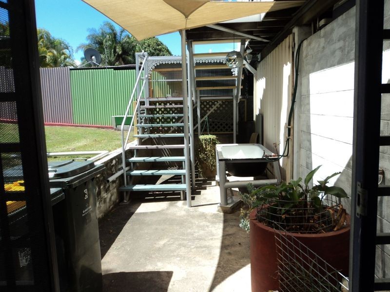 8 Clark Street, Clinton QLD 4680