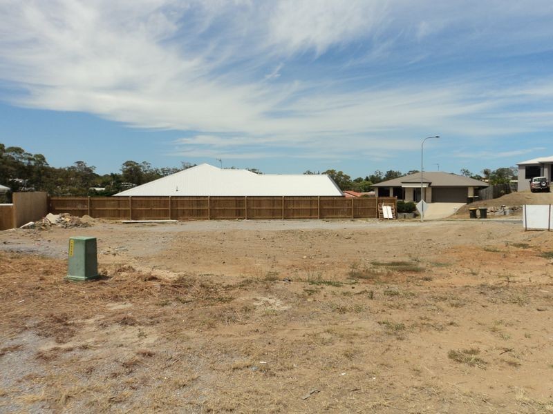 4 Eugenie Court, Glen Eden QLD 4680