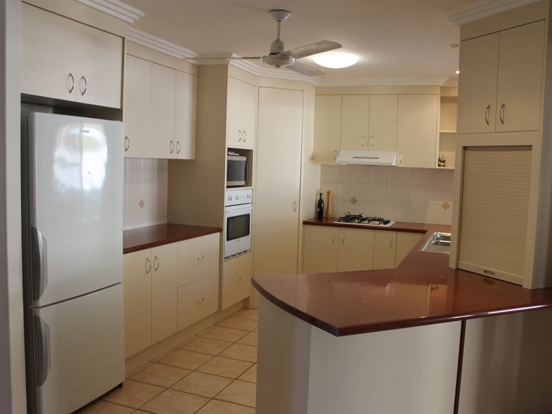 10 Cania Way, Clinton QLD 4680
