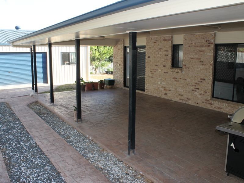 10 Cania Way, Clinton QLD 4680