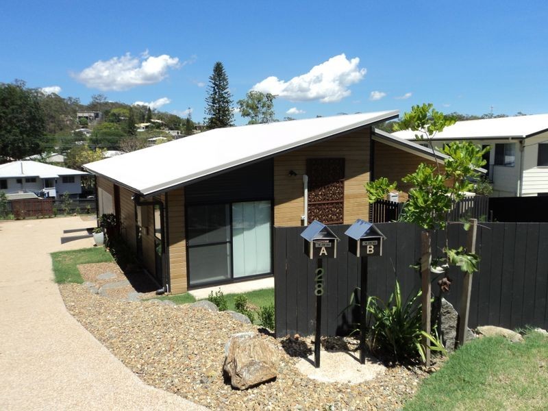 1-2/28 Flounder Crescent, Toolooa QLD 4680