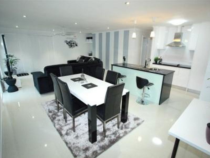 1-2/28 Flounder Crescent, Toolooa QLD 4680