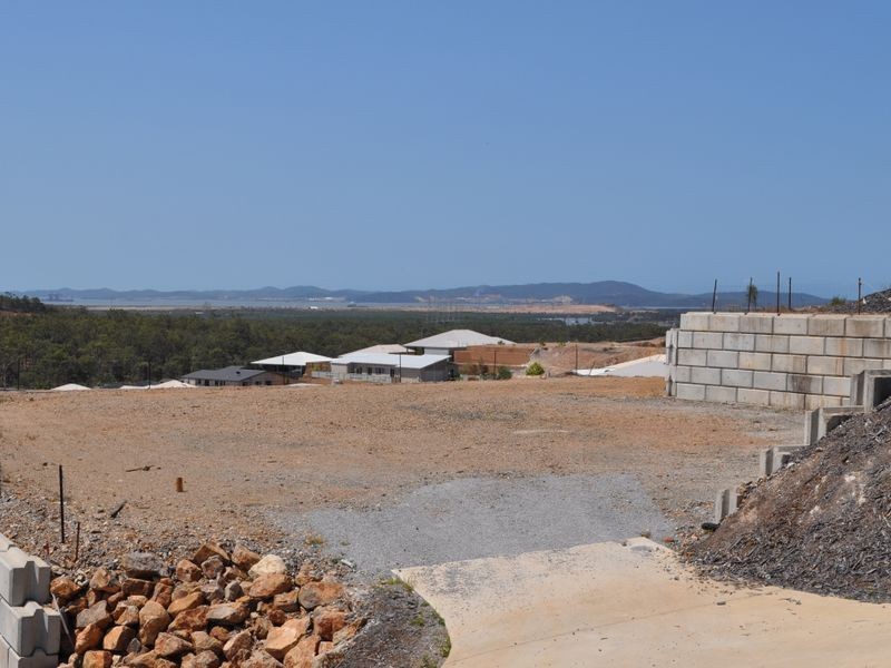 32 Cania Way, Clinton QLD 4680