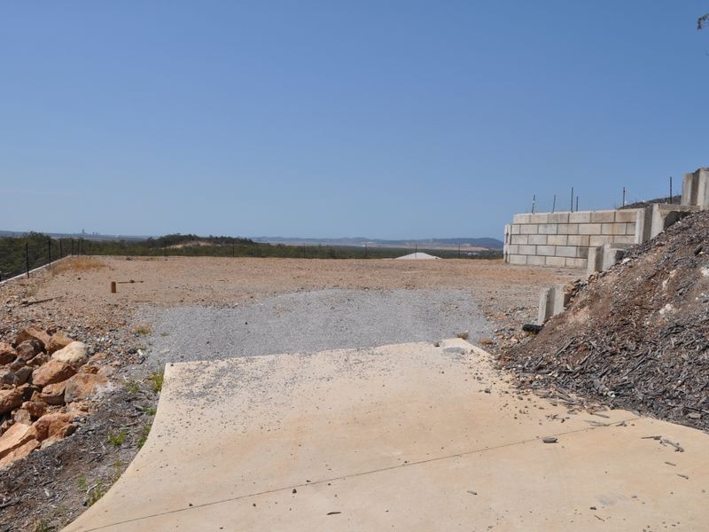 32 Cania Way, Clinton QLD 4680