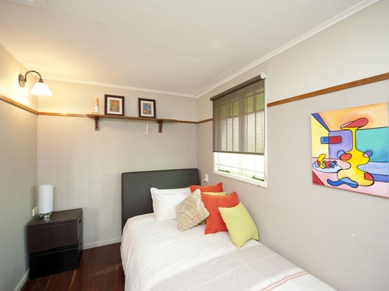 27 Ann Street, South Gladstone QLD 4680