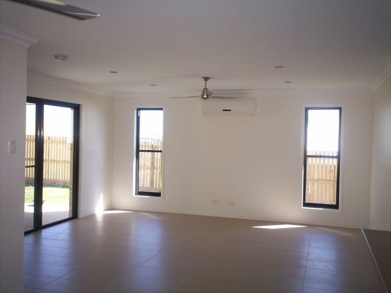 32 Liriope Drive, Kirkwood QLD 4680