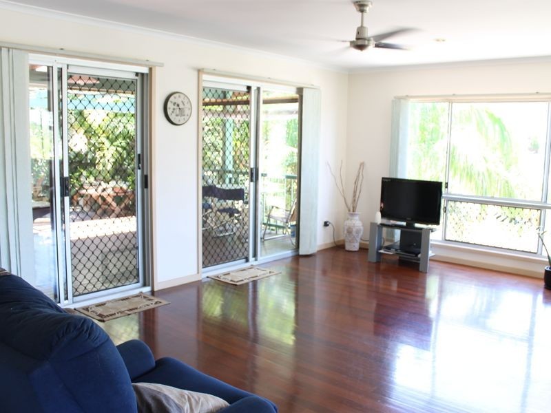 7 Lomas Street, West Gladstone QLD 4680