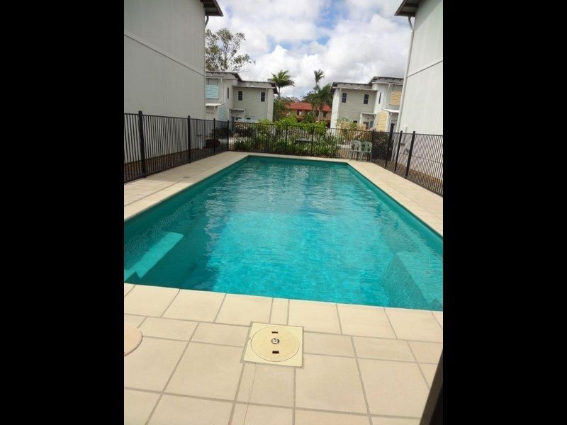 18/10 Nothling Street, New Auckland QLD 4680