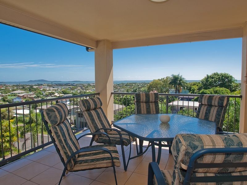 239 Oaka Street, South Gladstone QLD 4680