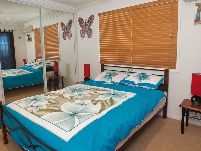 239 Oaka Street, South Gladstone QLD 4680