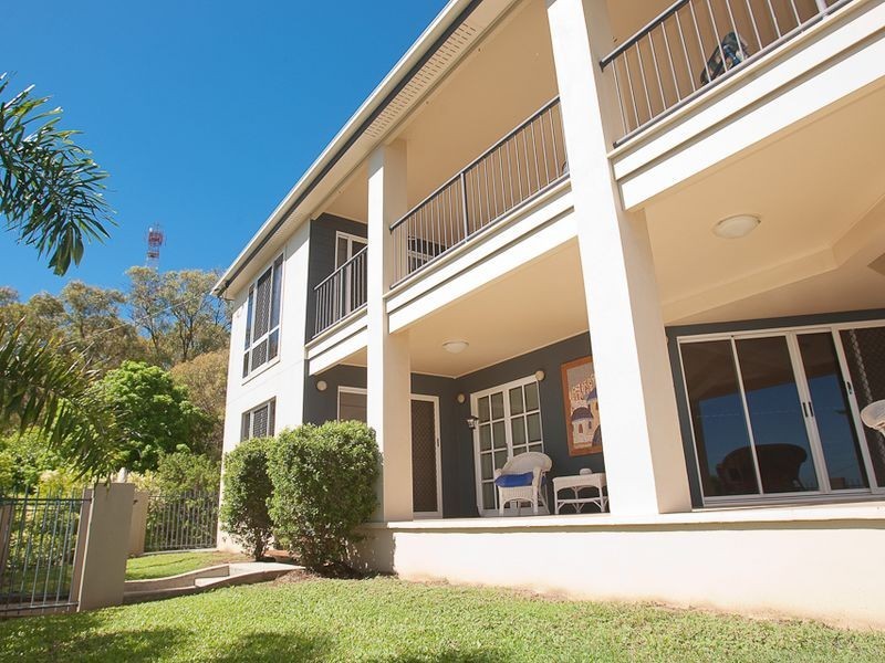 239 Oaka Street, South Gladstone QLD 4680