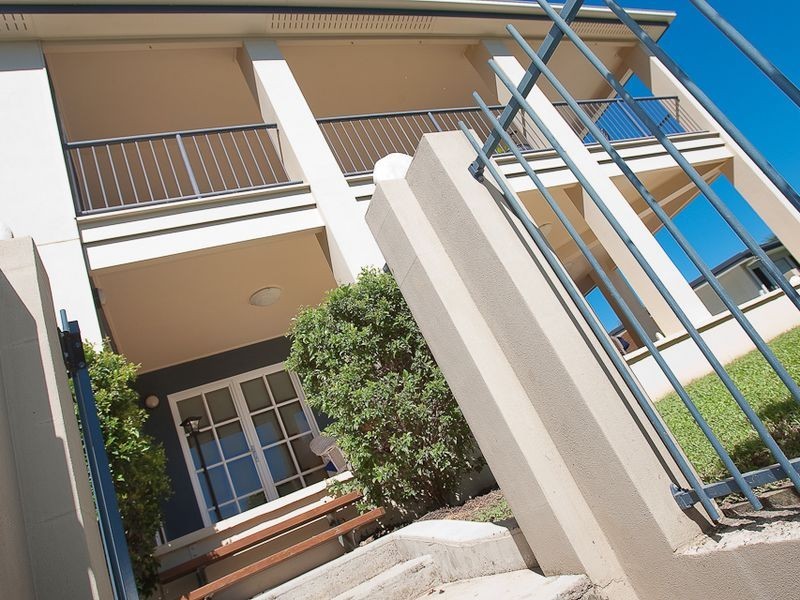 239 Oaka Street, South Gladstone QLD 4680