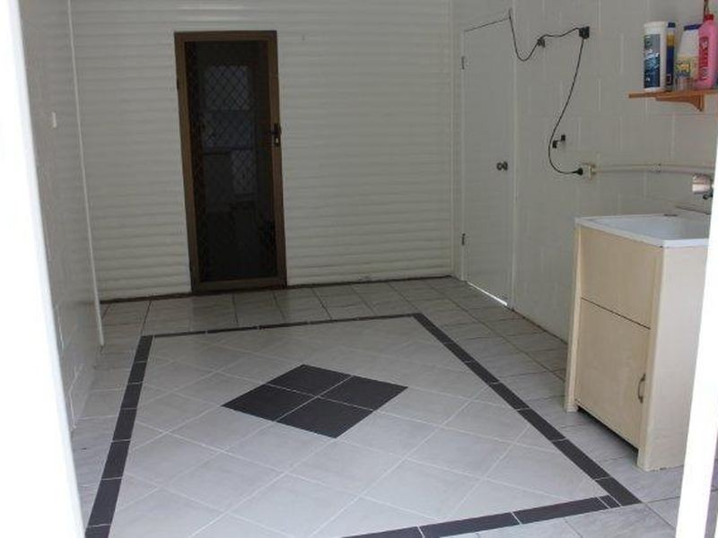 171 Oaka Street, South Gladstone QLD 4680