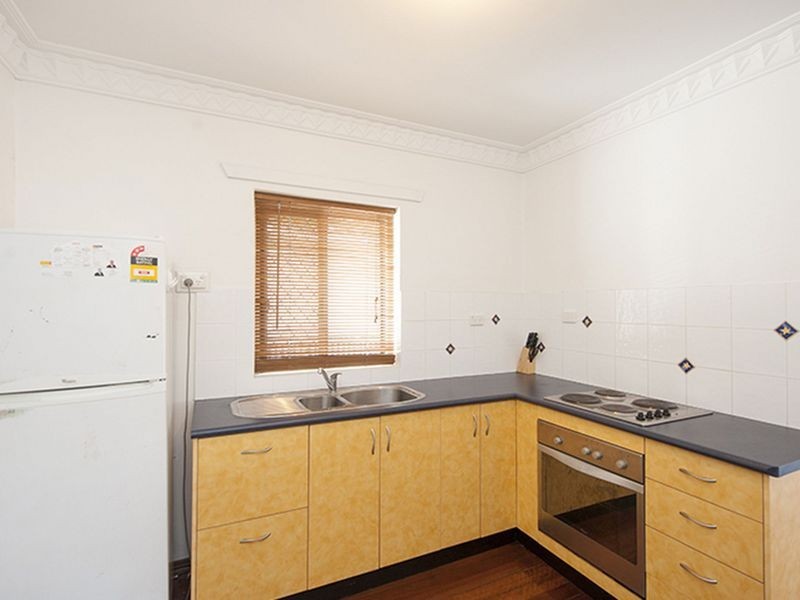 3/37 Bramston Street, Gladstone QLD 4680