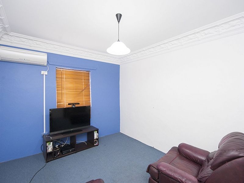 3/37 Bramston Street, Gladstone QLD 4680