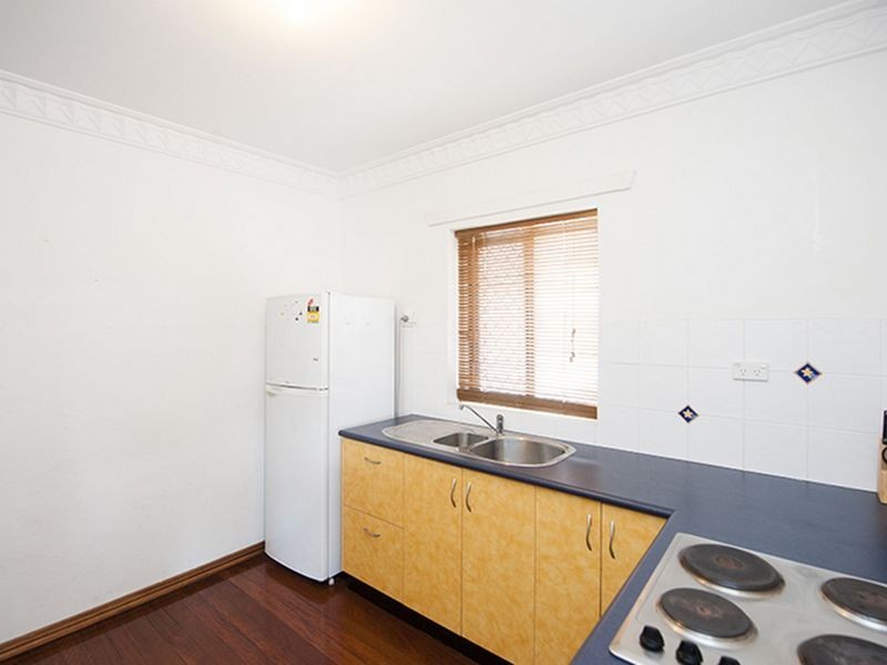 3/37 Bramston Street, Gladstone QLD 4680