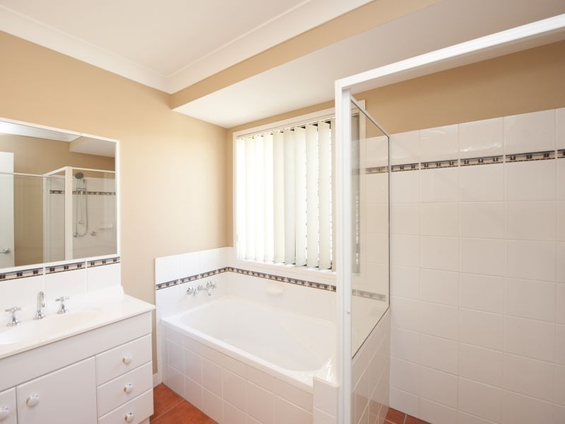 64 Whitbread Road, Clinton QLD 4680