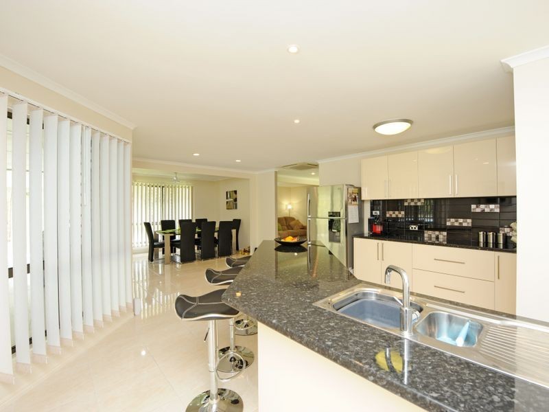 30 Helen Crescent, Wurdong Heights QLD 4680