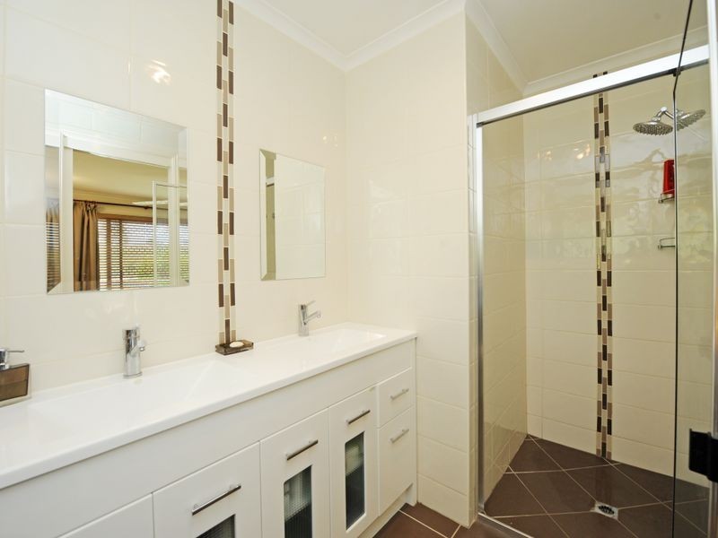 30 Helen Crescent, Wurdong Heights QLD 4680