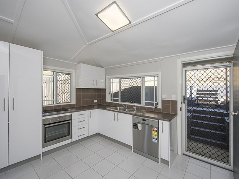 37 Ann Street, South Gladstone QLD 4680