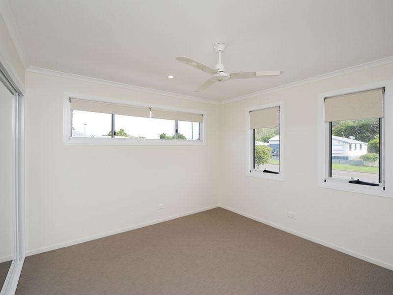 2/230 Auckland Street, South Gladstone QLD 4680