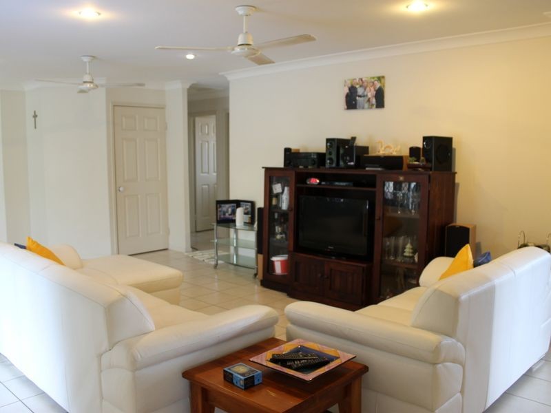 3 Joyner Close, Glen Eden QLD 4680