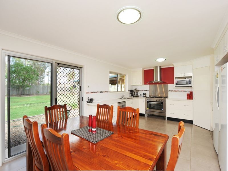 241 Awoonga Dam Drive, Benaraby QLD 4680