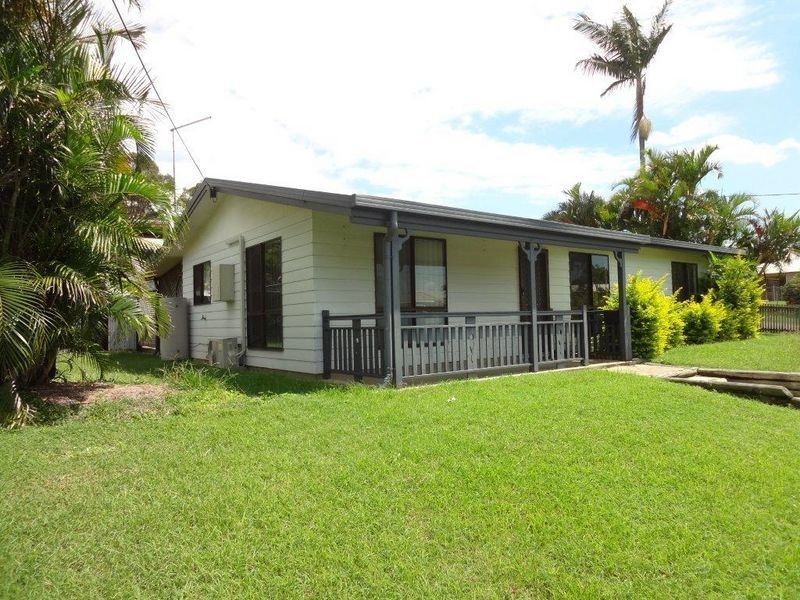 9 Daniel Drive, New Auckland QLD 4680